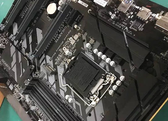 臺(tái)式電腦組裝步驟