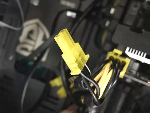 如何組裝臺(tái)式電腦