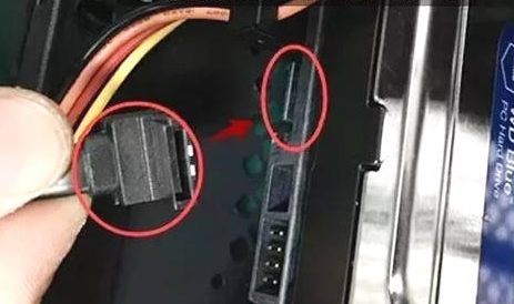 臺(tái)式電腦組裝步驟