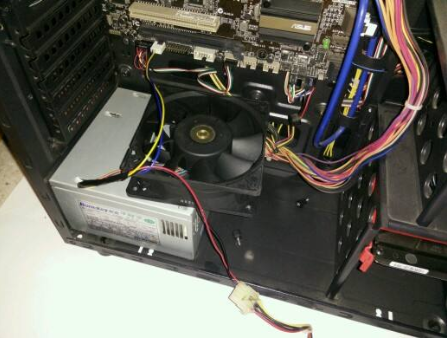 機箱風扇聲音大怎么辦