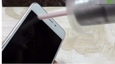 手機充電