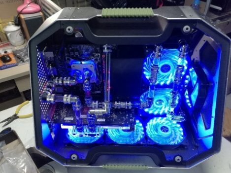 電腦