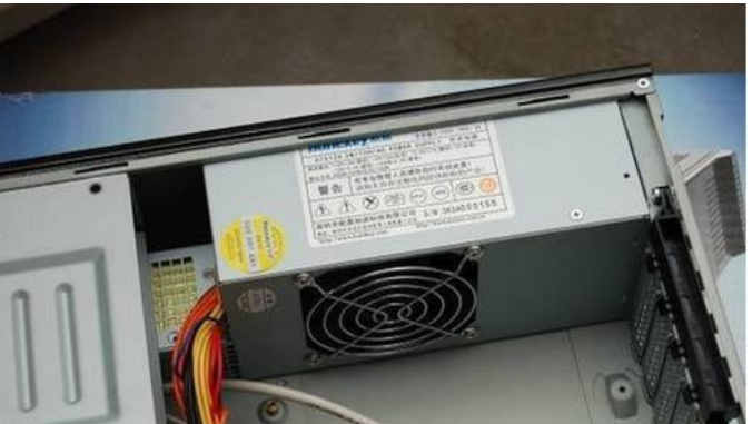 手把手教你電腦開機(jī)沒反應(yīng)怎么辦